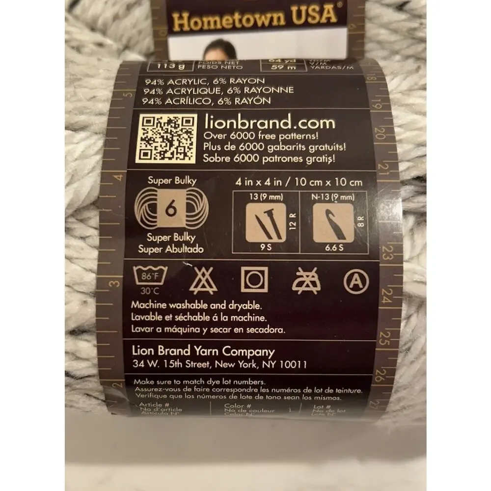 Vtg LION BRAND Yarns Hometown USA‎ 2 Skeins 4oz Super Bulky Aspen Tweed #302